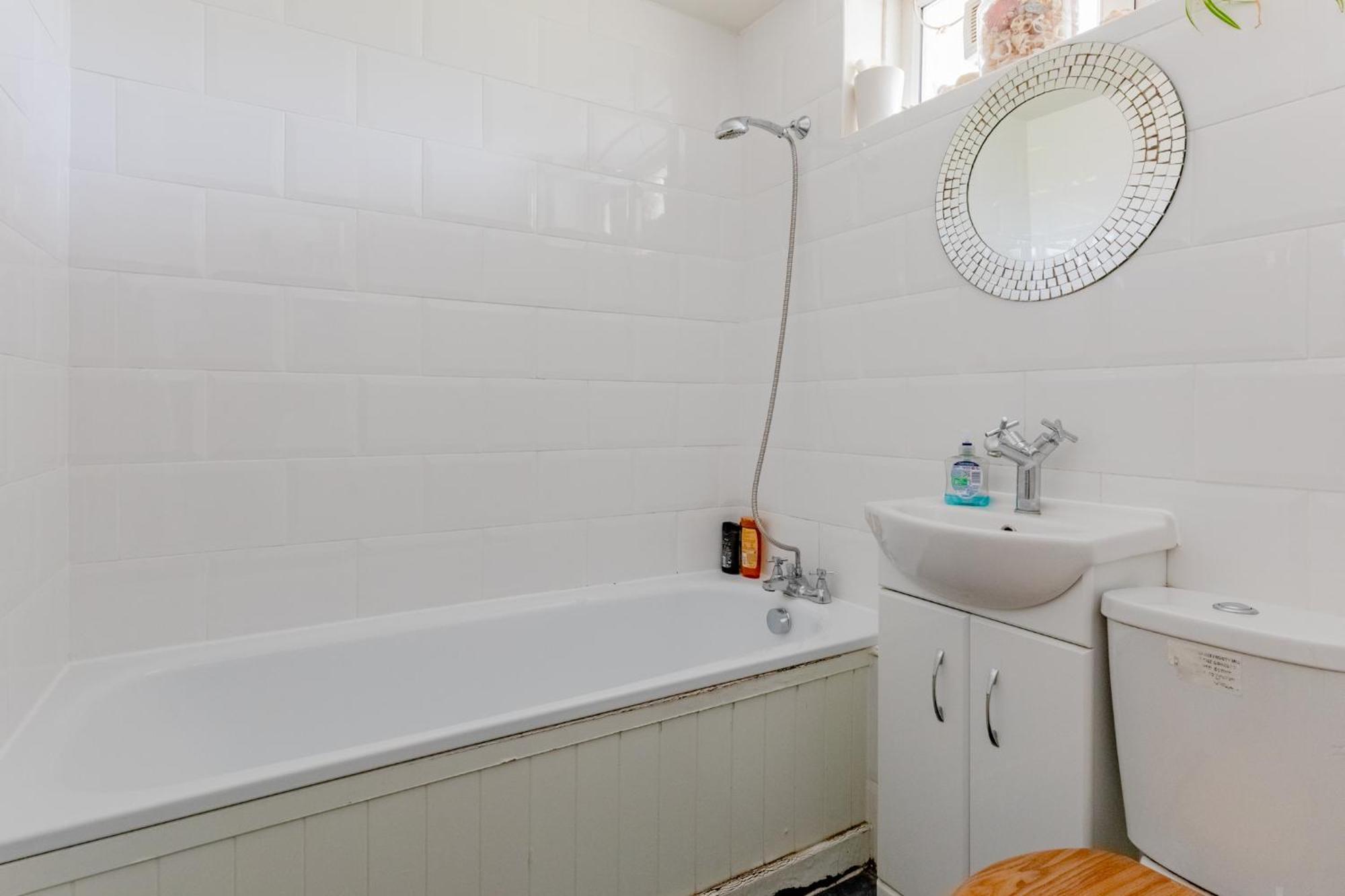 Characterful 1 Bedroom Flat Close To Dlr London Eksteriør bilde